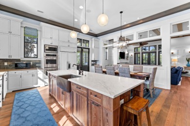 An exceptional WaterColor property, with all the trappings of a