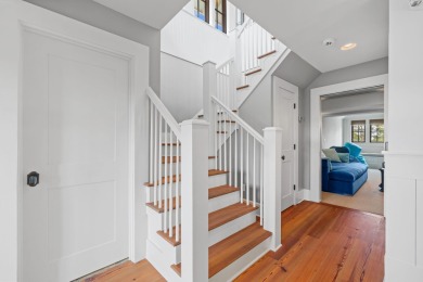 An exceptional WaterColor property, with all the trappings of a