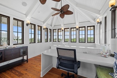 An exceptional WaterColor property, with all the trappings of a