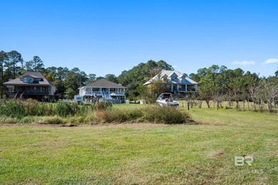 **Fish River Retreat with Apartment & Boathouse**Welcome to your