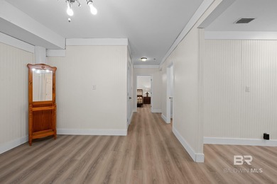 **Fish River Retreat with Apartment & Boathouse**Welcome to your