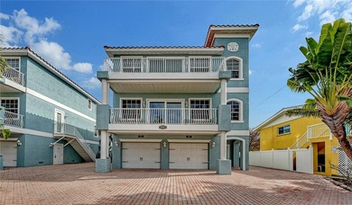 Live the island dream in this beautifully renovated Bradenton