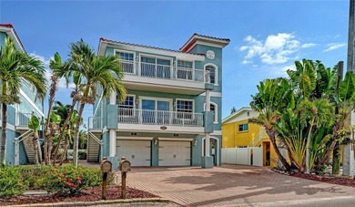 Live the island dream in this beautifully renovated Bradenton