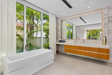 A Modern Waterfront Estate of exceptional scale and design