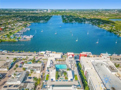 Beautiful studio at Costa Hollywood Resort. Fashionably