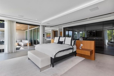 A Modern Waterfront Estate of exceptional scale and design