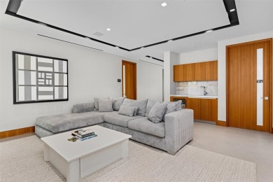 A Modern Waterfront Estate of exceptional scale and design