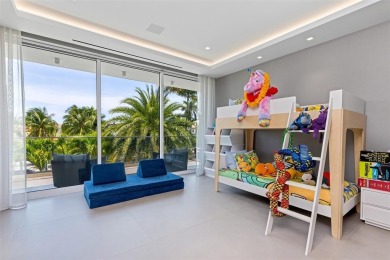 A Modern Waterfront Estate of exceptional scale and design