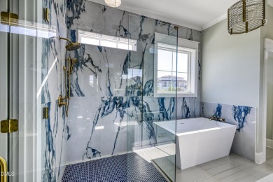 Custom-built 4BR/4.5BA coastal home in a sought-after North