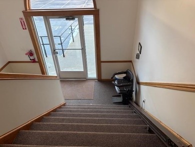 Professional office condo ideal for medical or other general