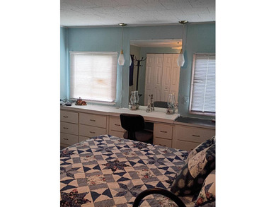 Charming and beautifully maintained 1 bedroom, 1 bath home being