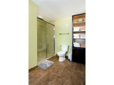 Take advantage of this fully furnished turnkey waterfront unit