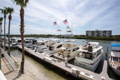 Take advantage of this fully furnished turnkey waterfront unit