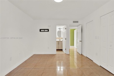 Fantastic apartment, totally remodeled top to bottom in the west