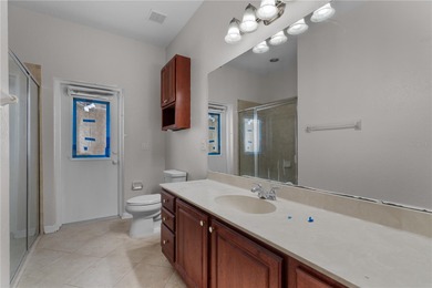 **MOTIVATED SELLER** Welcome to this stunning Palisades