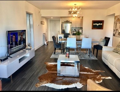 GREAT LOCATION , Community Jockey Club with new Building and