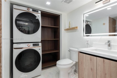 Spectacular modern apartment completely remodeled, modular