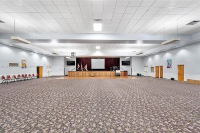 Enjoy peaceful lake views from this bright and quiet 2-bed