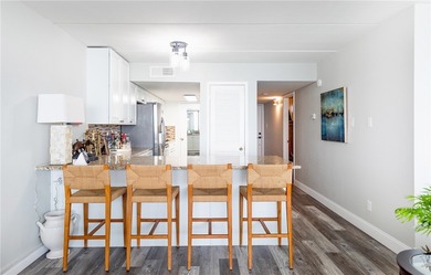 Gorgeous waterfront property located in the prestigious Catalina