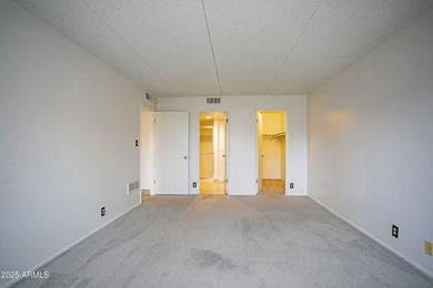 This open floor plan, with 2-bedrooms and 2 bathrooms. The