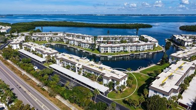 NEWLY REMODELED o COASTAL LUXURY RESIDENCE
Longboat Harbour o