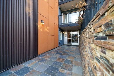 Just reduced to $599,900 -- Top-floor penthouse in Fremont!