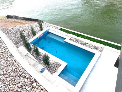 **PRICE IMPROVEMENT !**  HOUDINI WAY at LEGENDARY ESTATES -