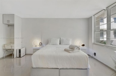 Enjoy direct BREATHTAKING DIRECT ocean and picturesque garden in