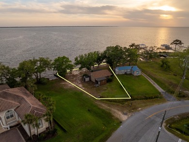 Extraordinary Views!!! A Waterfront Dream on Choctawhatchee Bay