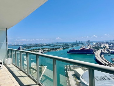 Discover the ultimate downtown Miami living at Marina Blue!
