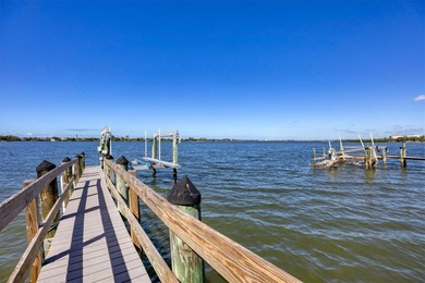 Premier Intracoastal Estate in Osprey
4 Bedrooms | 6 Bathrooms