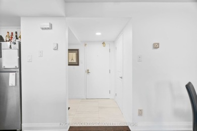 Client RemarksLocated in the heart of Oakville's Bronte village