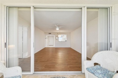 Live in the High Top!  Sixth floor with splendid view of golf