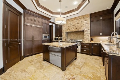 Gated & beautiful mediterranean estate in North Pinecrest