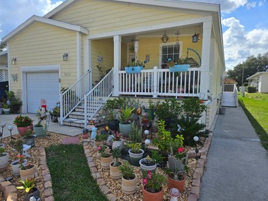 OUTSTANDING 2 BEDROOM 2 BATH HOME IN THE BEAUTIFUL FOREST VIEW