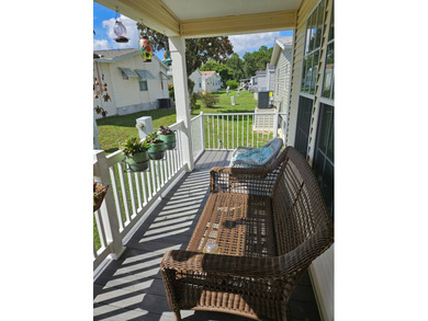 OUTSTANDING 2 BEDROOM 2 BATH HOME IN THE BEAUTIFUL FOREST VIEW