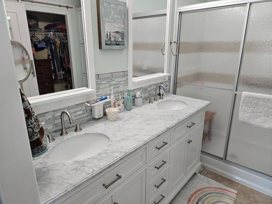 OUTSTANDING 2 BEDROOM 2 BATH HOME IN THE BEAUTIFUL FOREST VIEW