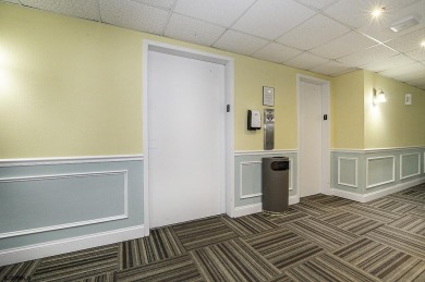 Full 1BR suite, w/ separate bedroom w/ a king bed, living room