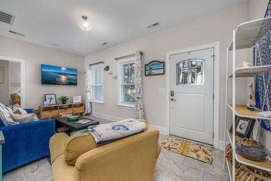 Looking for a 4-bed home in North Myrtle Beach just two blocks