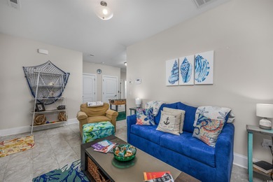 Looking for a 4-bed home in North Myrtle Beach just two blocks