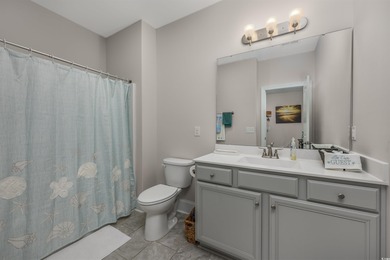 Looking for a 4-bed home in North Myrtle Beach just two blocks