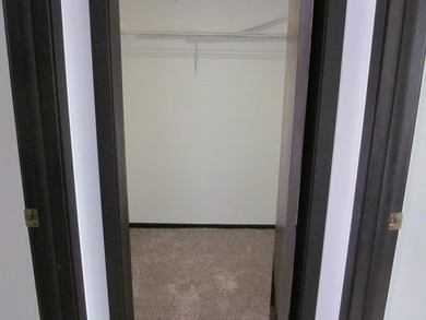 Inviting 2nd floor condo in the desirable Cloisters of Forest