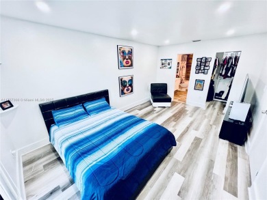 Great opportunityPLETELY RENOVATED!  Biggest 2B/2B PENTHOUSE