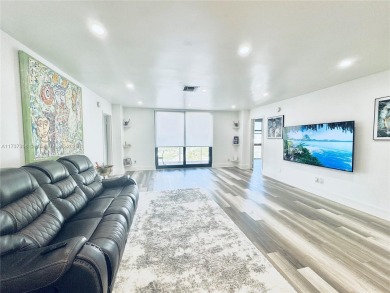 Great opportunityPLETELY RENOVATED!  Biggest 2B/2B PENTHOUSE