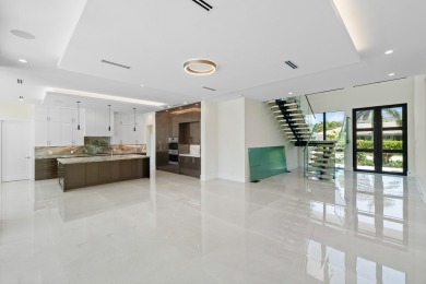 The Best of SoSo! Still time to customize! Five bedrooms estate