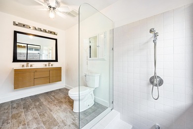 Public Remarks Step inside your own private, gated courtyard and