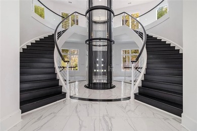 The home of your dreams awaits you! Discover this prestigious