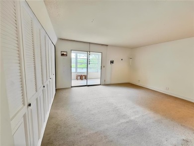 Don't miss the well- priced  1 bed and 1.5 bath located on the