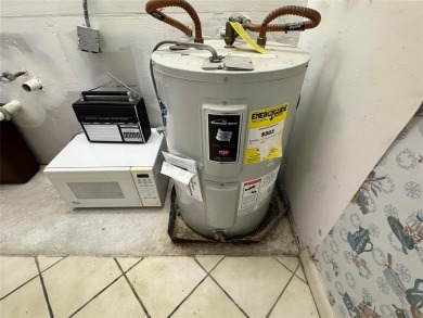 Don't miss the well- priced  1 bed and 1.5 bath located on the