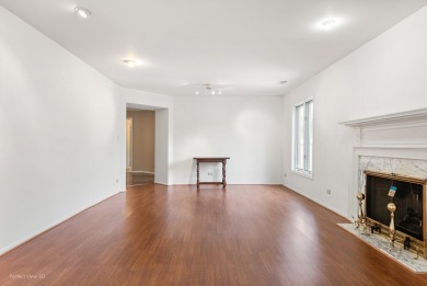 Welcome to Cambridge on the Lake! This spacious *Regency* model